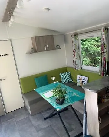 L'echappee Parisienne *