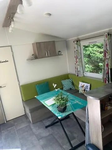 L'echappee Parisienne *